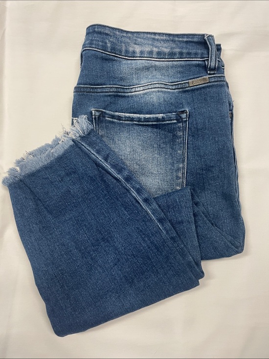 KanCan Denim - KanCan Medium Blue Frayed Hem Cropped Jeans